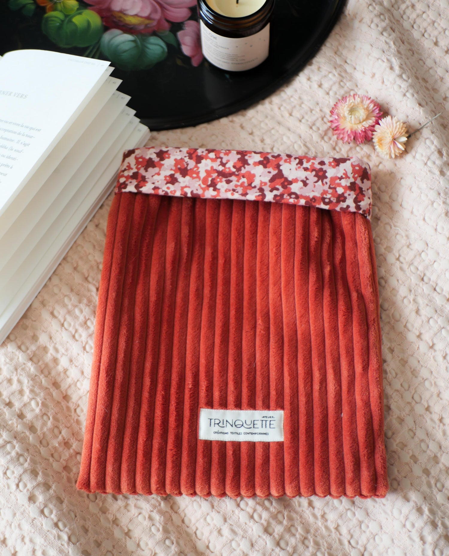 LARGE FORMAT book pouch