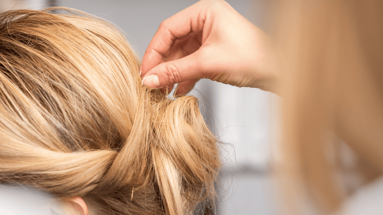 Les coiffures protectrices : nos astuces pour protéger vos cheveux