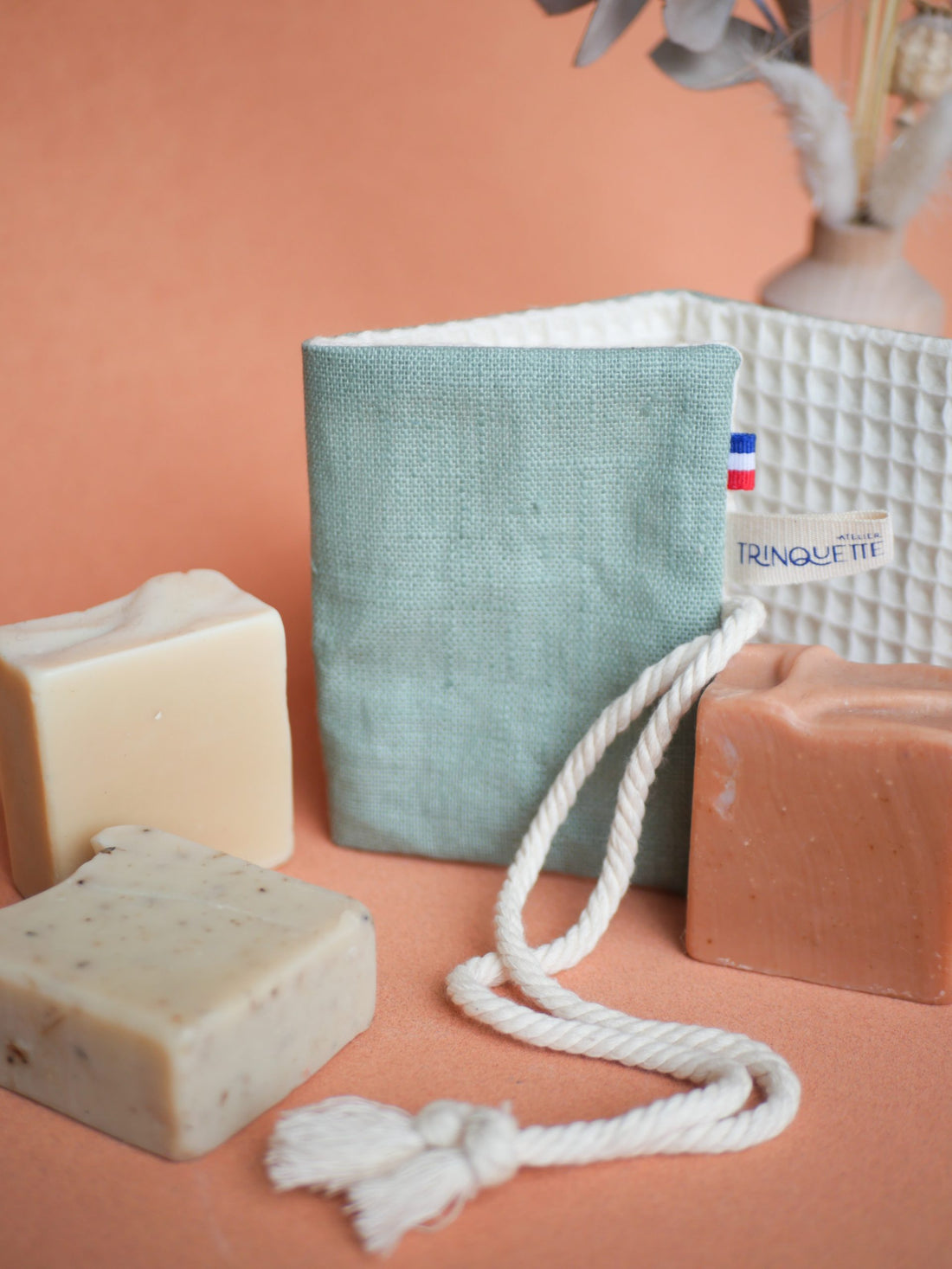 Coated linen soap pouch