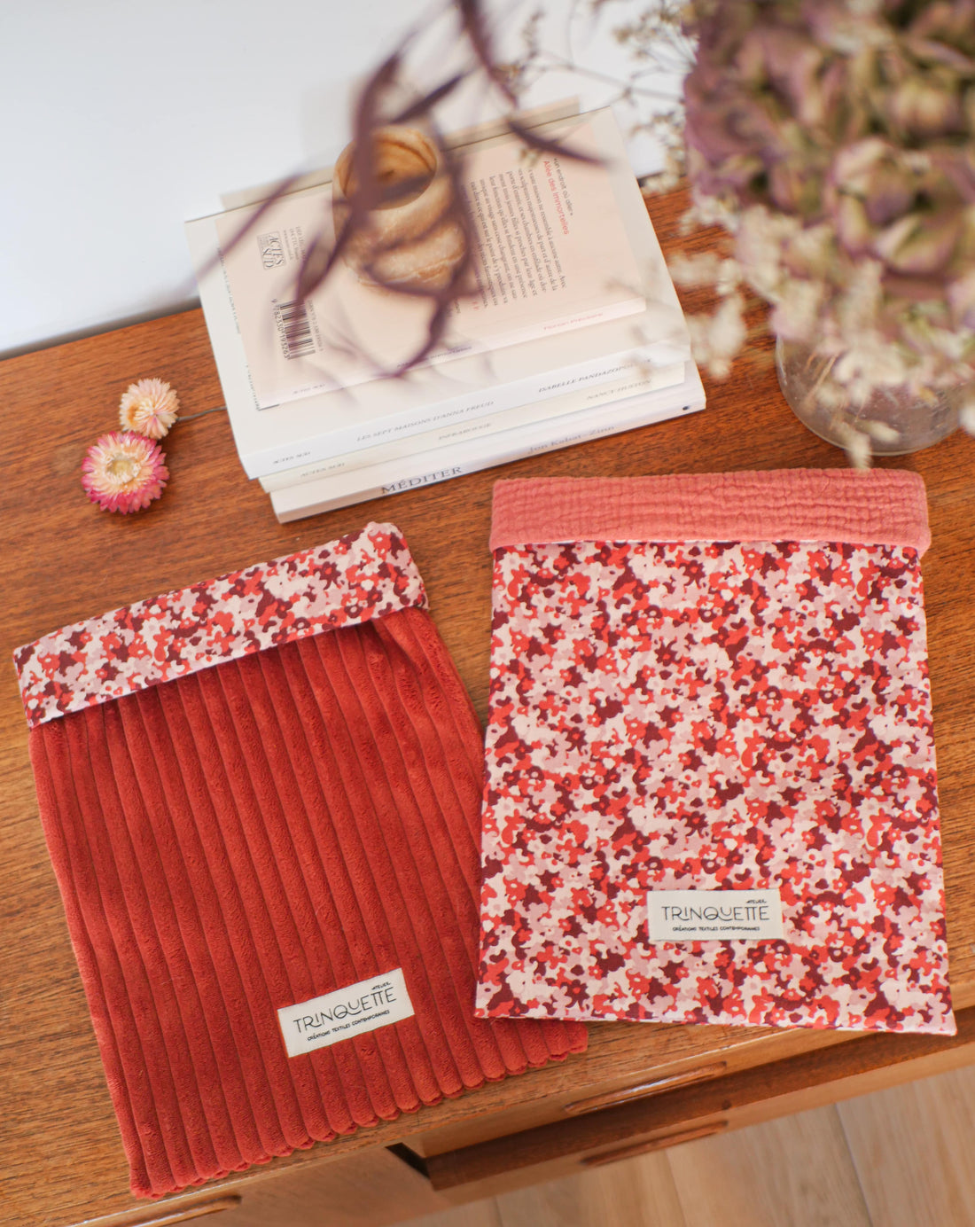 LARGE FORMAT book pouch