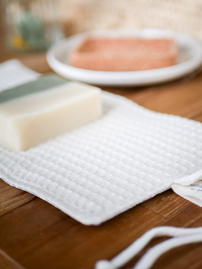 Pochette à savon en coton enduit - Trinquette Artisanat